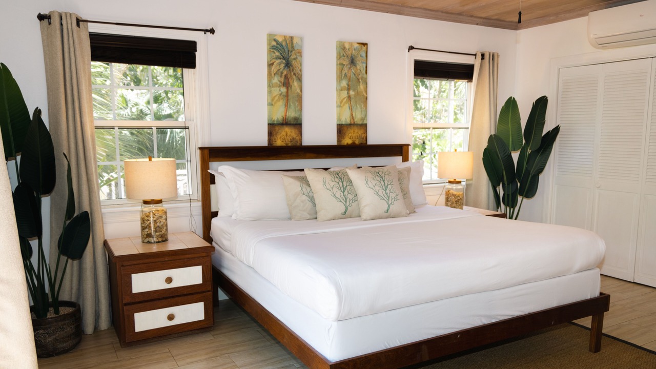 Photo of Bedroom in Dunmore Town