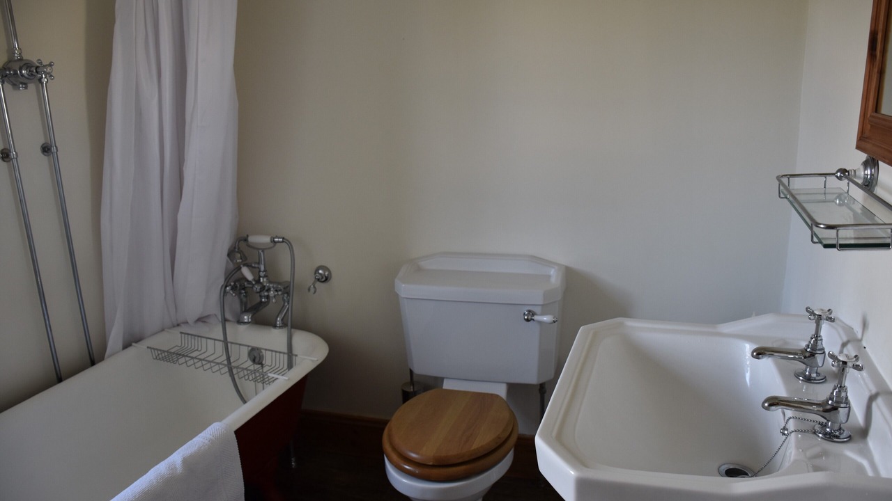 Photo of Bathroom in Lower Slaughter