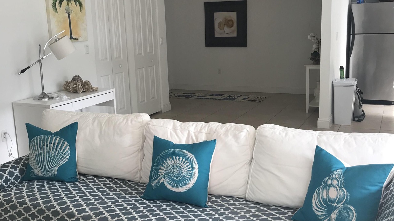Photo of Livingroom in Alice Town