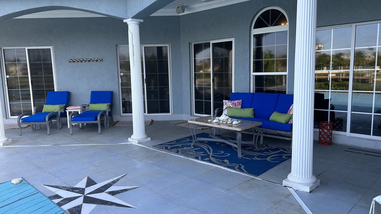 Photo of Outdoor in Bahamia West