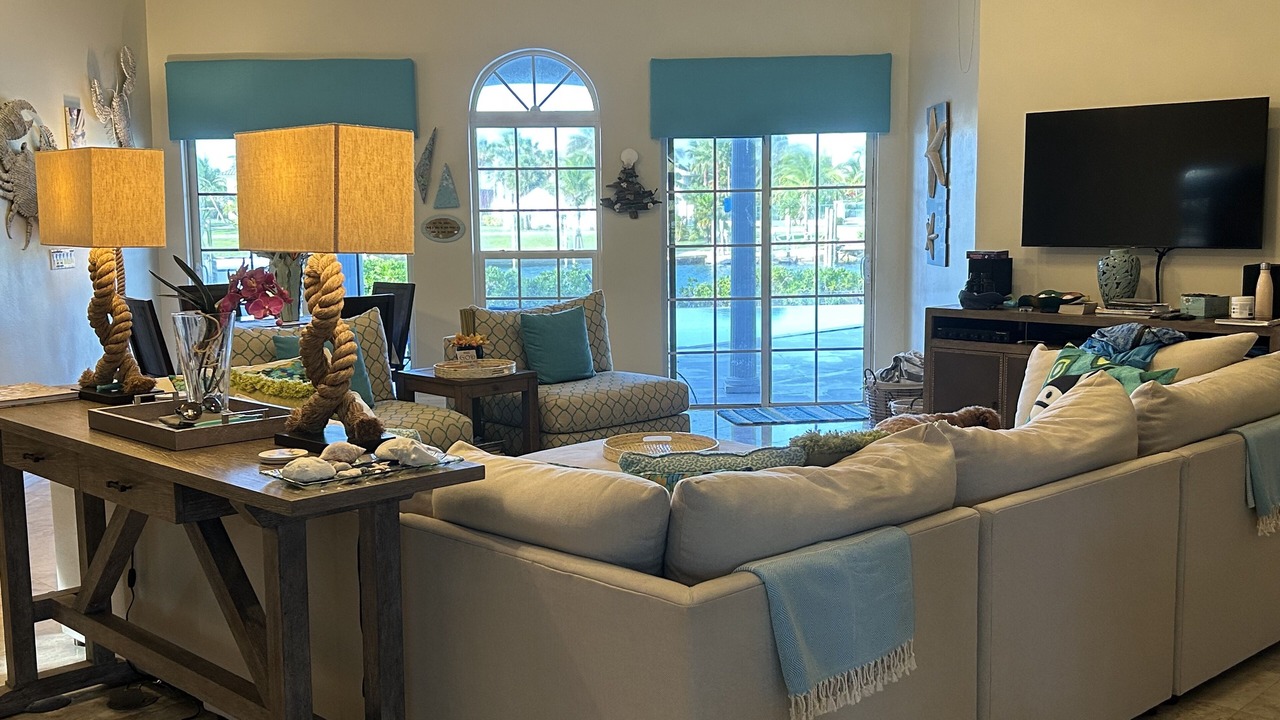 Photo of Outdoor in Bahamia West