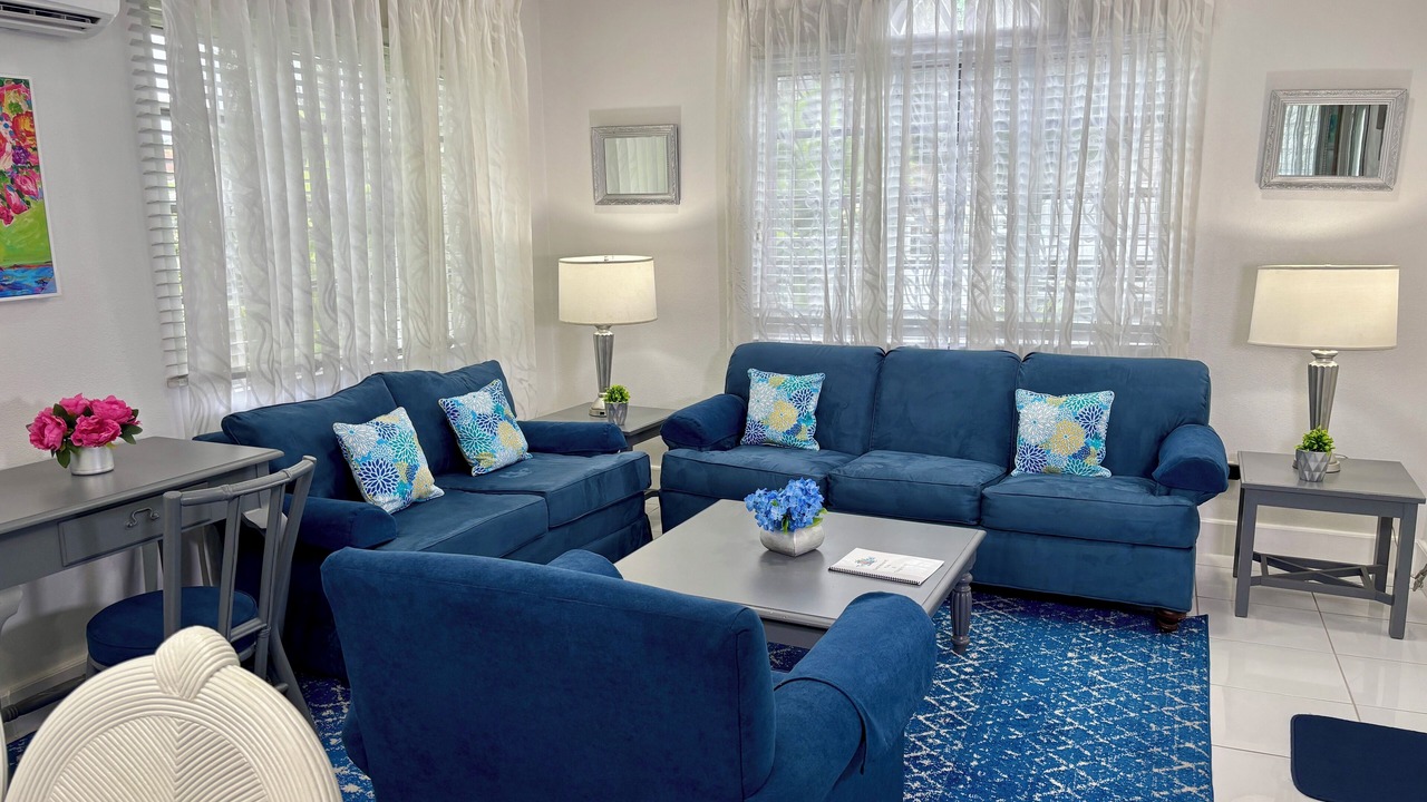 Photo of Livingroom in Nassau