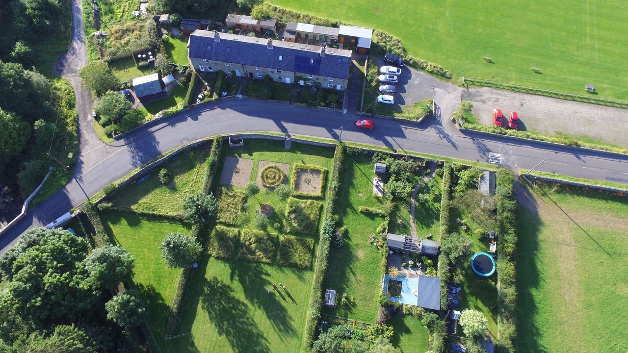 Photo of Others in Catton