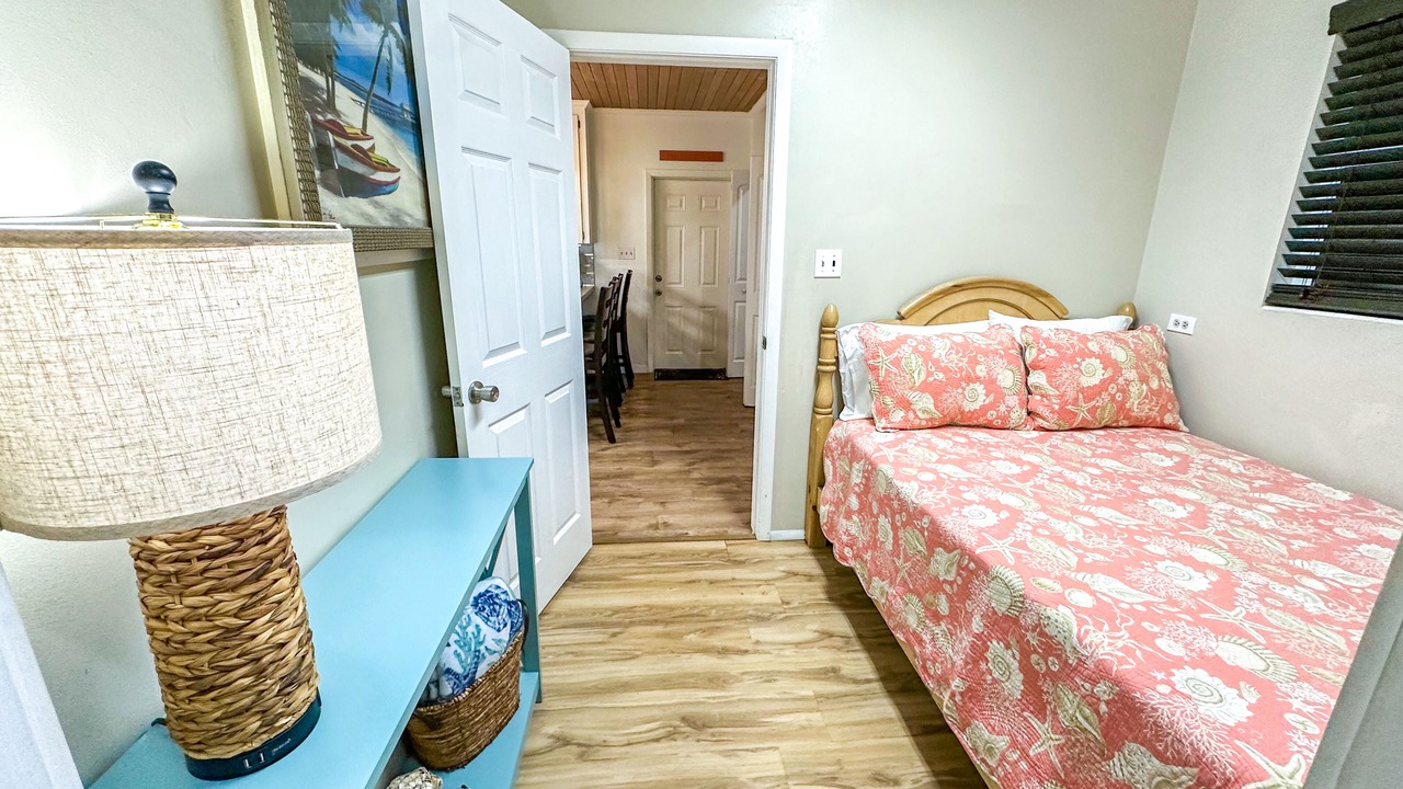 Photo of Bedroom in Spanish Wells