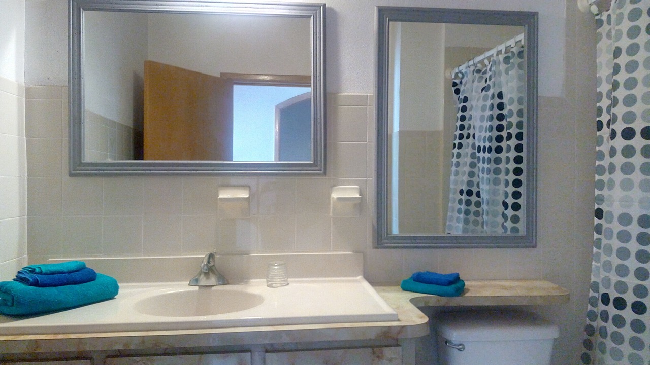 Photo of Bathroom in Coral Harbour