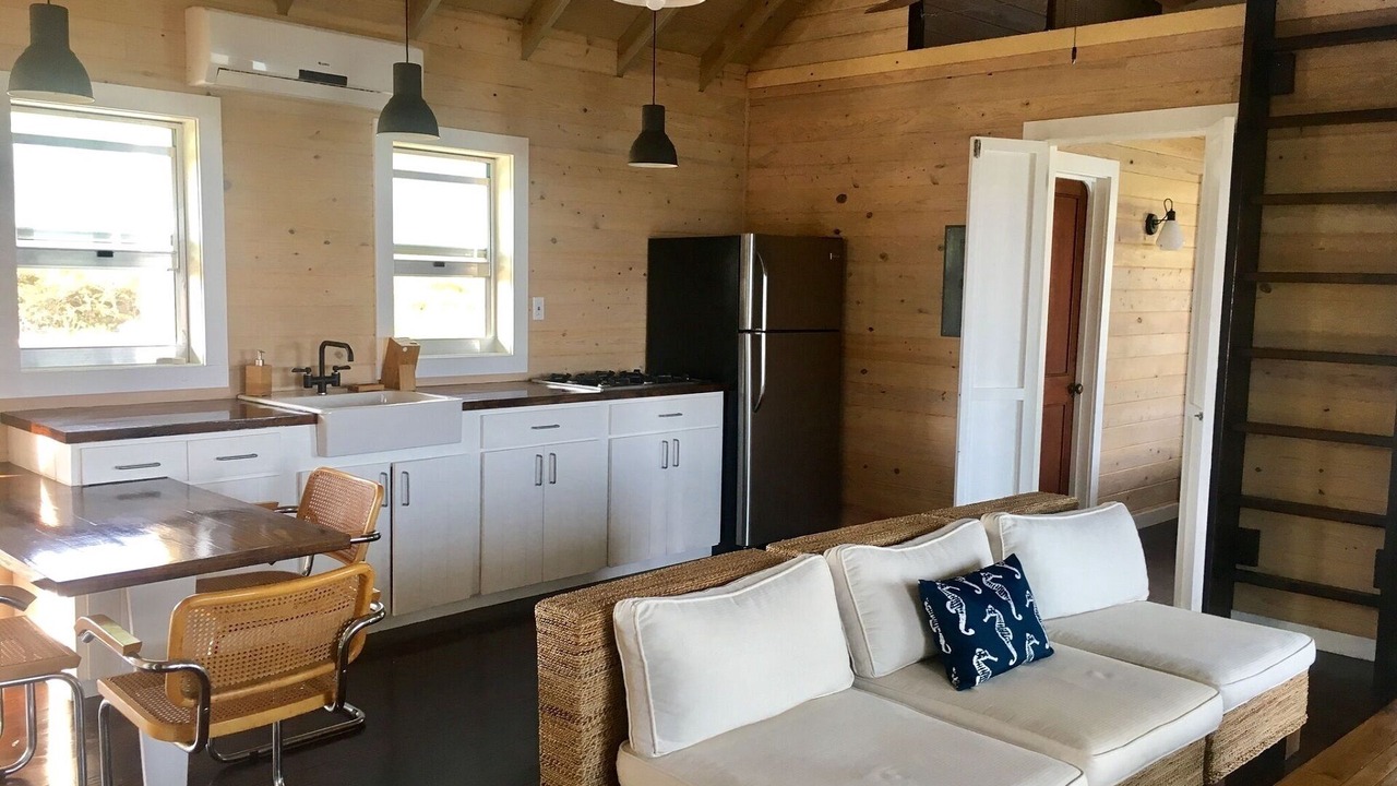 Photo of Livingroom in Gregory Town
