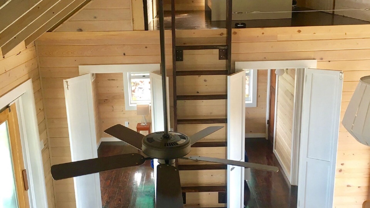 Photo of Bedroom in Gregory Town