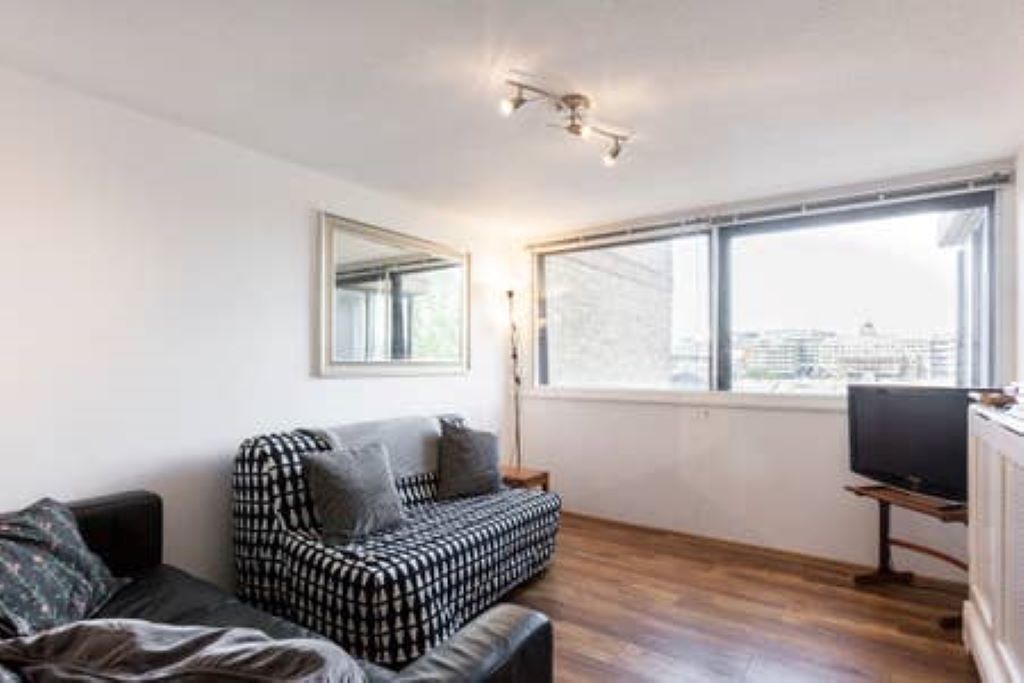 Photo of Bedroom in South Bank