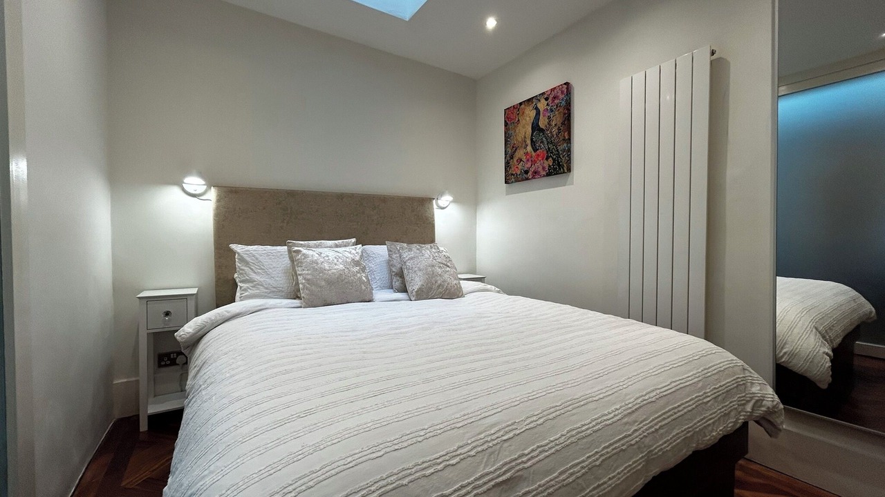 Photo of Bedroom in Bayswater