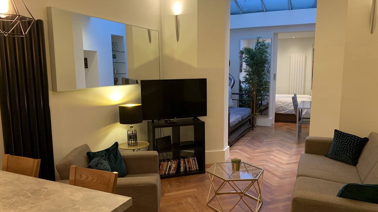 Photo of Livingroom in Bayswater