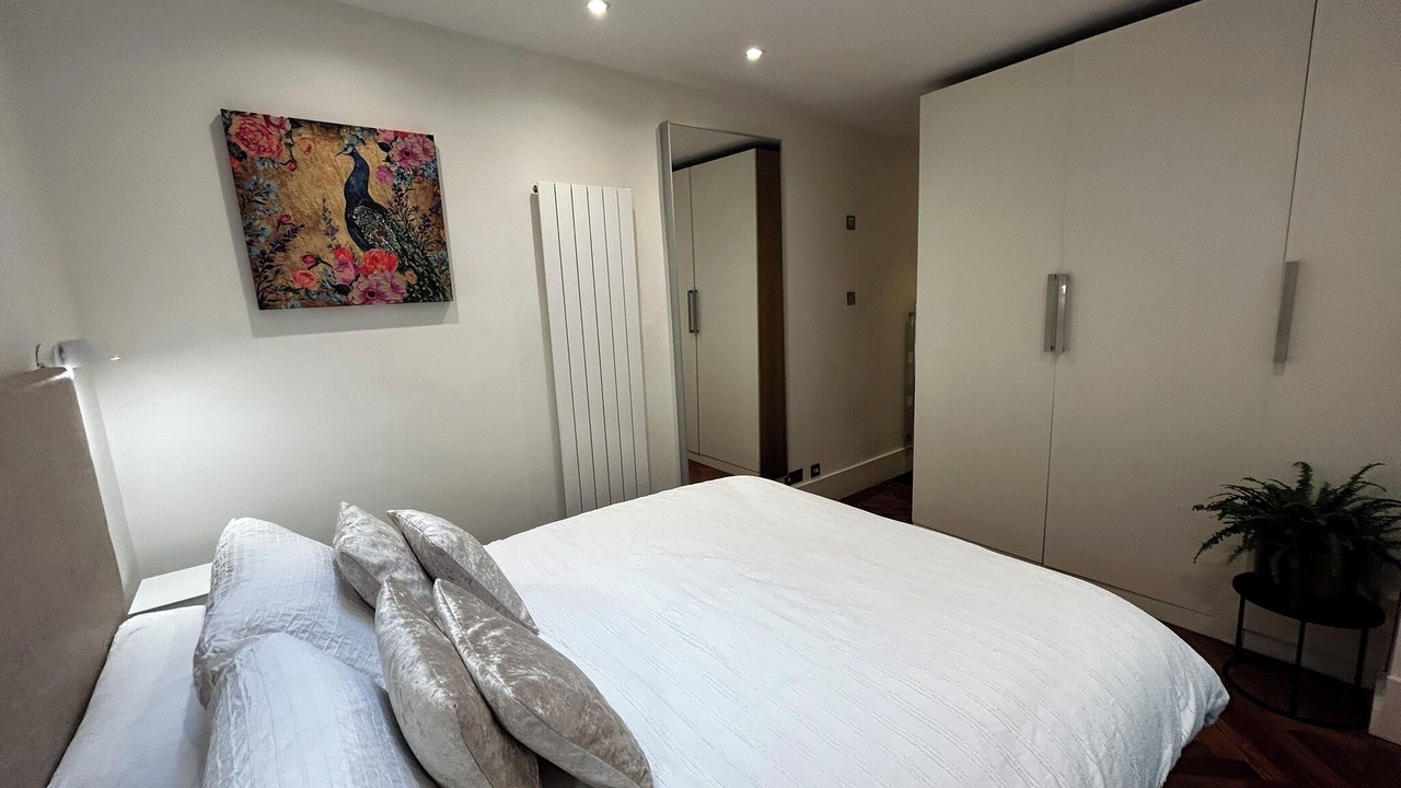 Photo of Bedroom in Bayswater