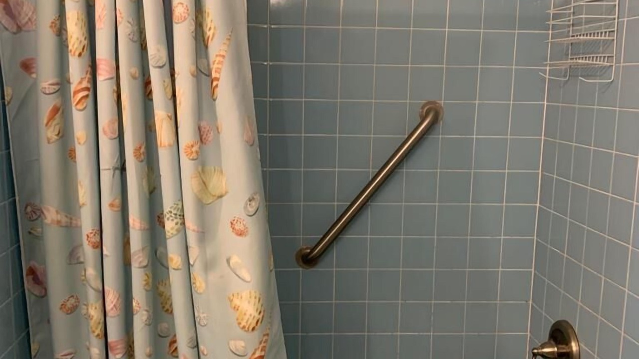 Photo of Bathroom in Nassau
