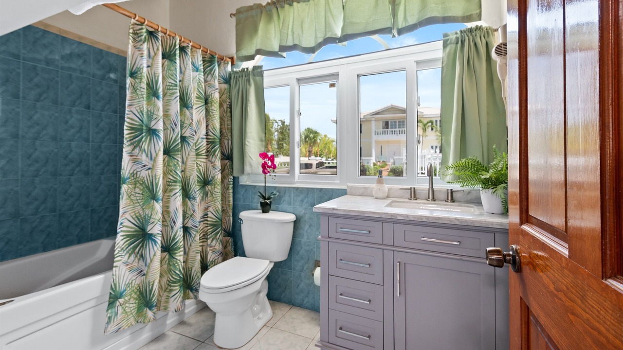 Photo of Bathroom in Nassau