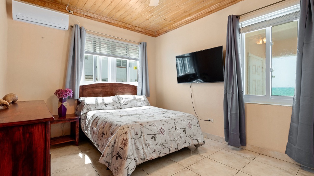 Photo of Bedroom in Nassau