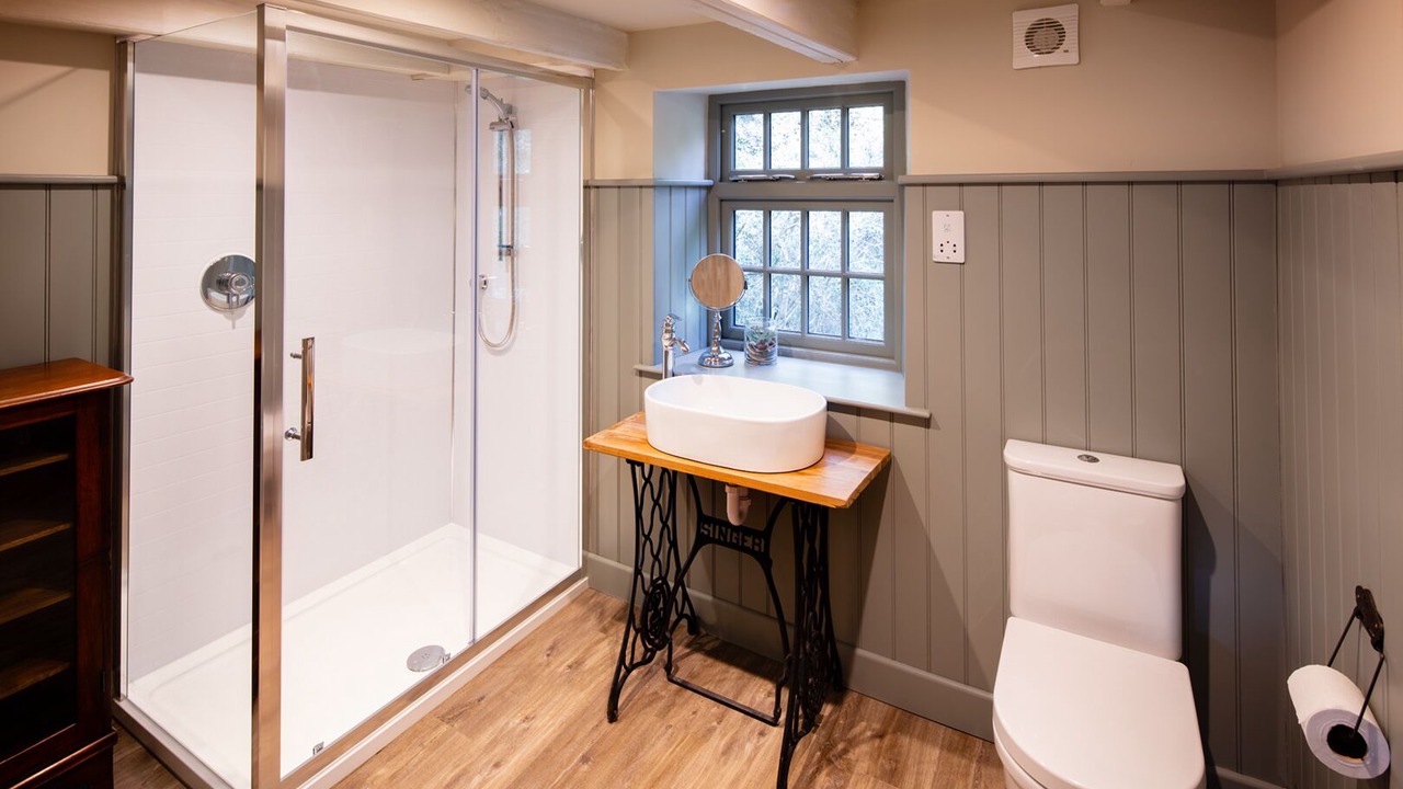 Photo of Bathroom in Ruswarp