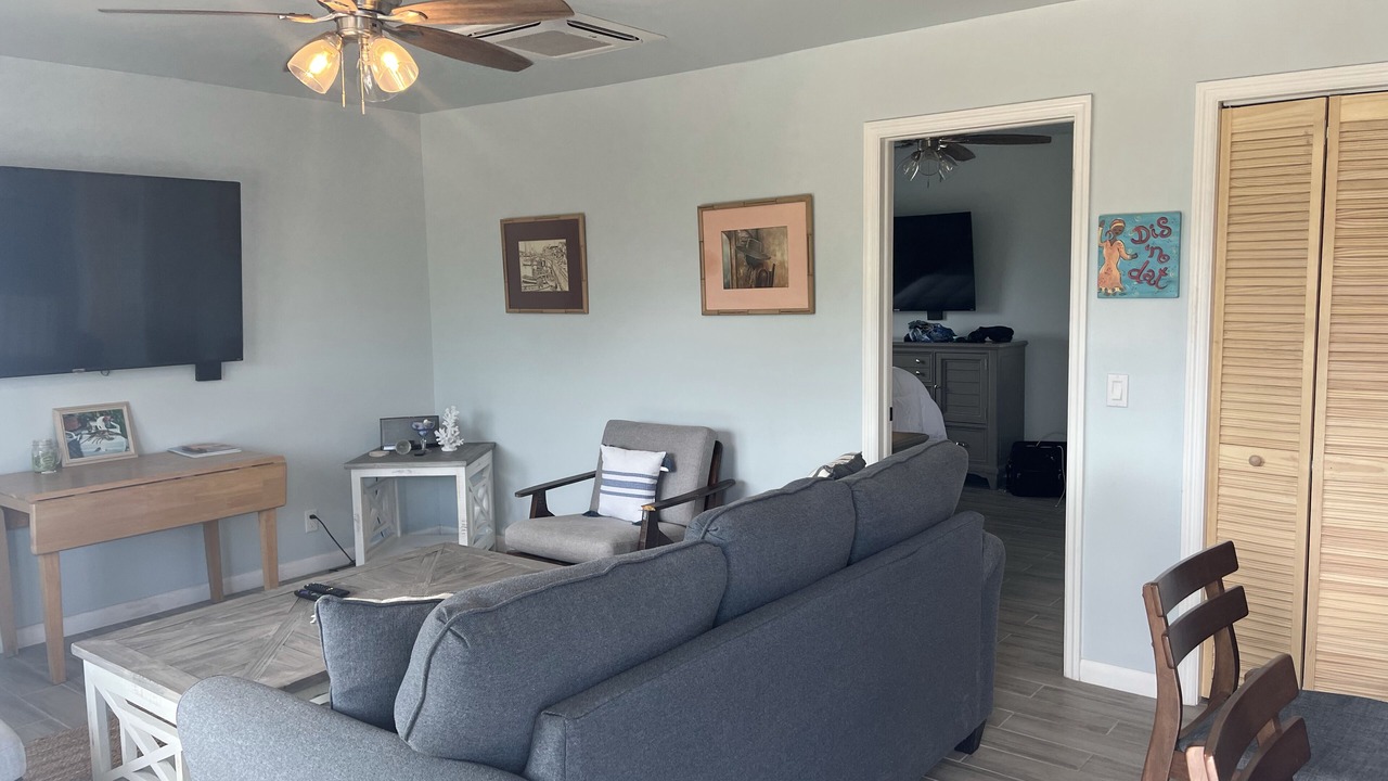 Photo of Livingroom in Treasure Cay