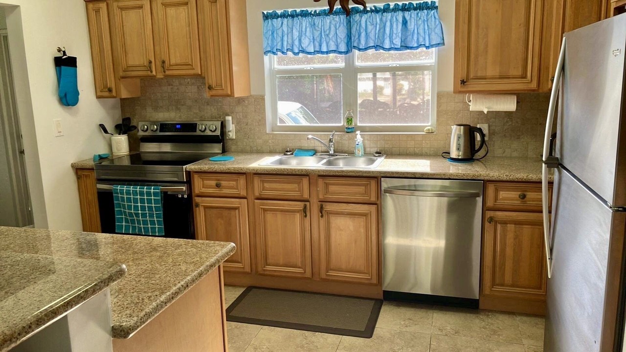 Photo of Kitchen in South Palmetto Point