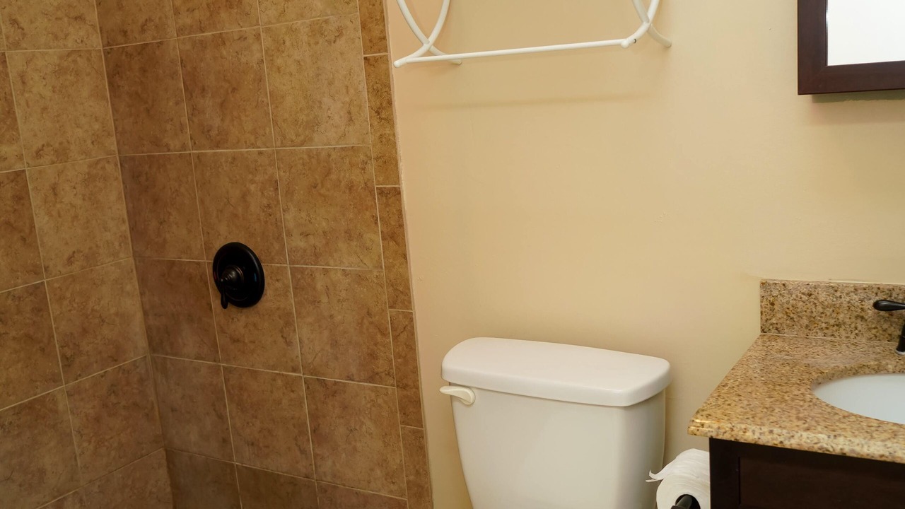Photo of Bathroom in Spanish Wells