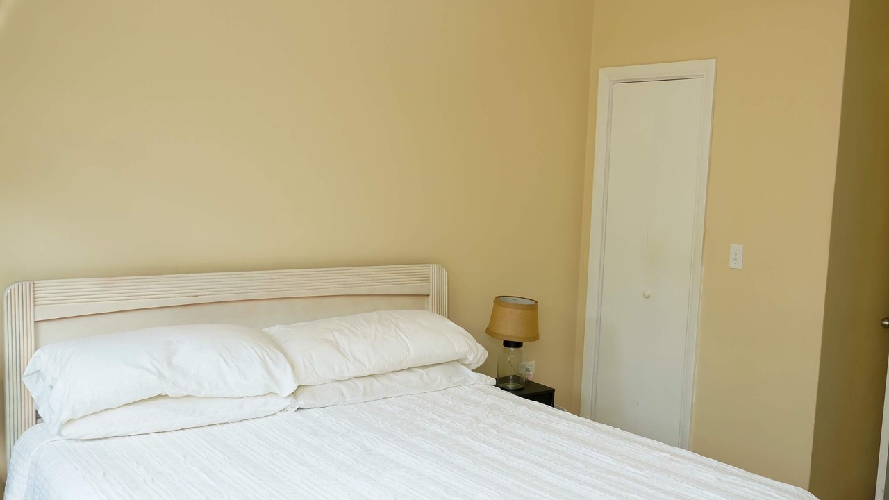 Photo of Bedroom in Spanish Wells