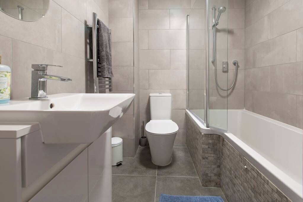 Photo of Bathroom in Summertown