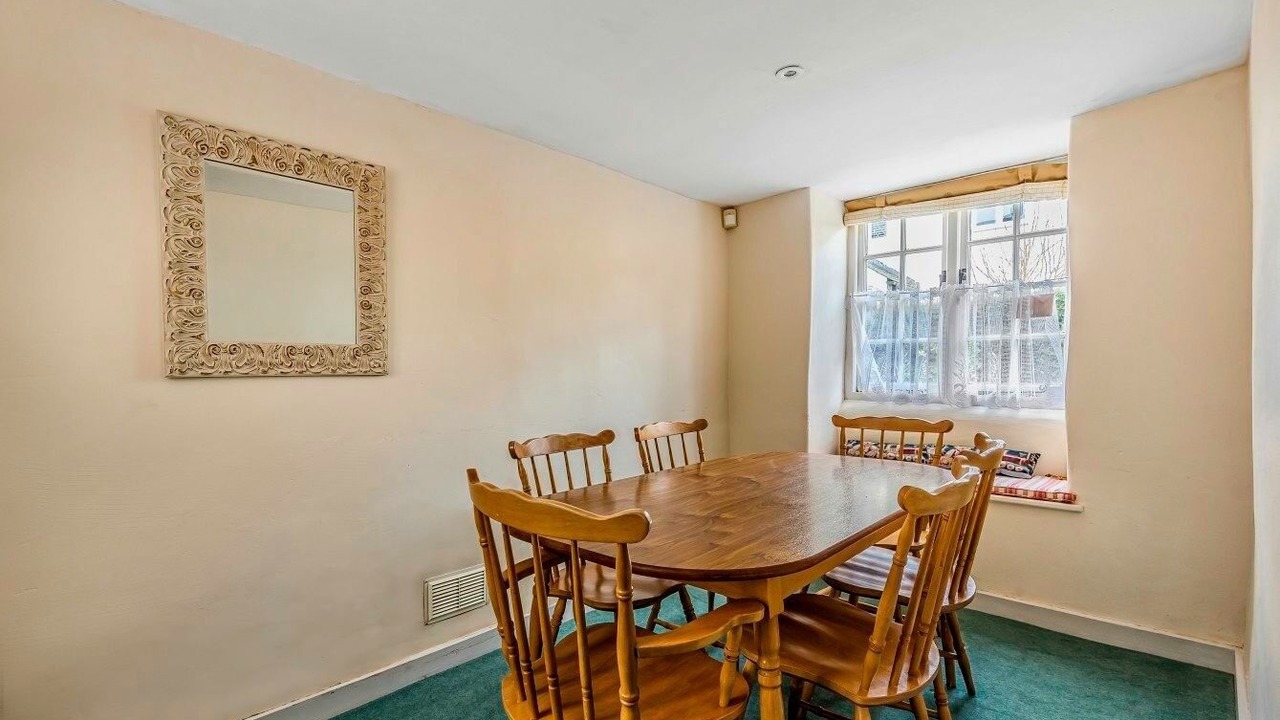 Photo of Livingroom in Sidmouth