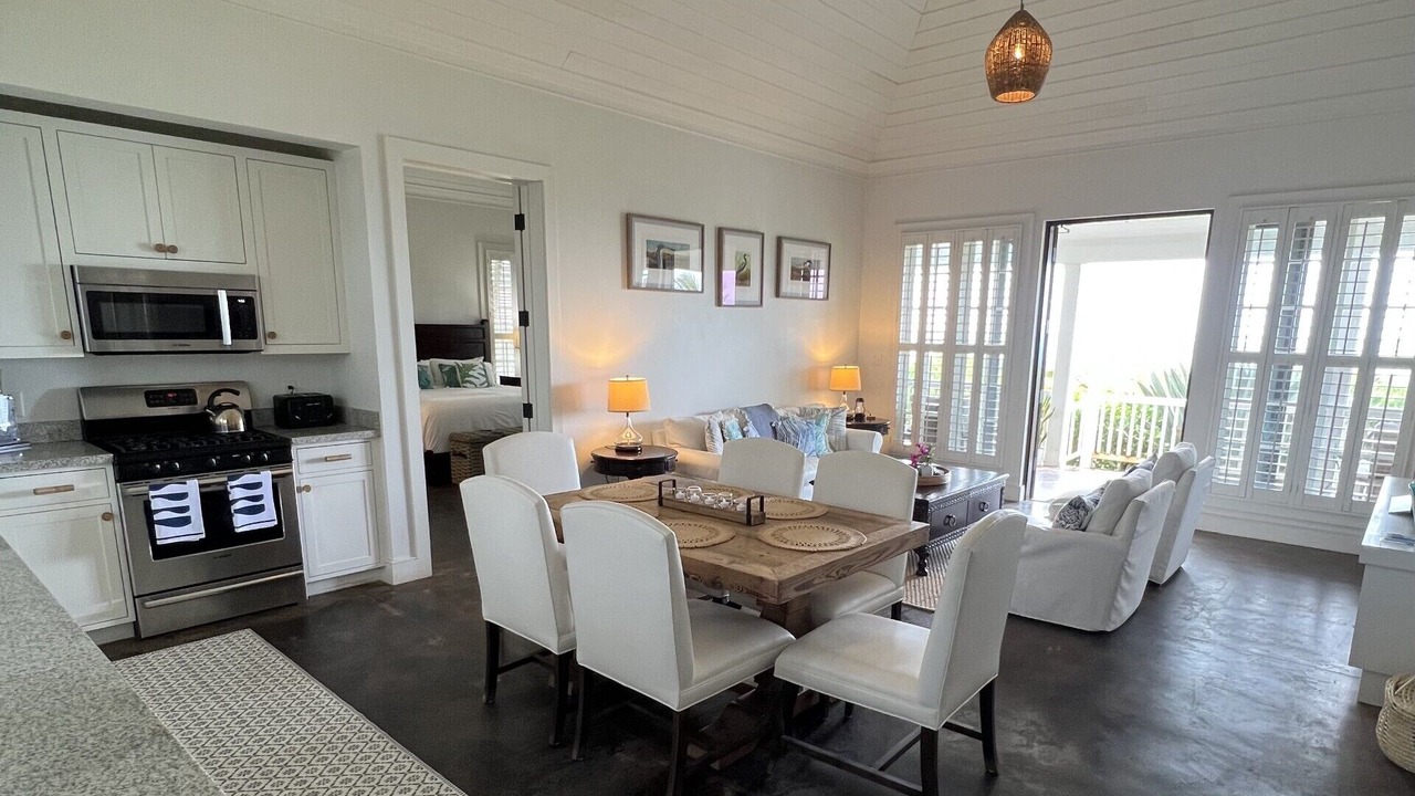 Photo of Bedroom in Governor's Harbour