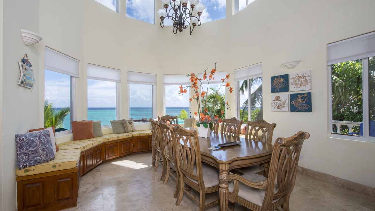 Photo of Bedroom in Governor's Harbour
