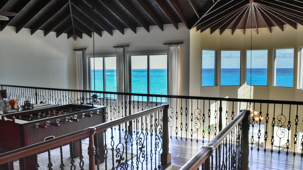 Photo of Bedroom in Governor's Harbour