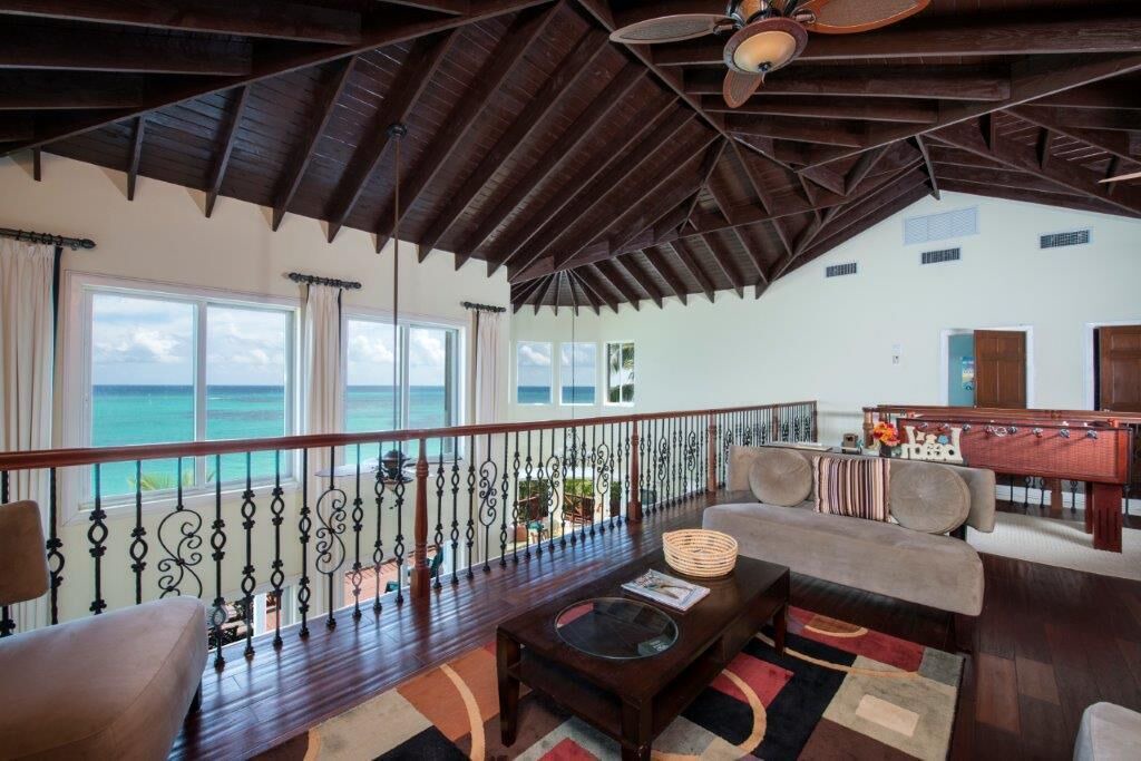 Photo of Bedroom in Governor's Harbour