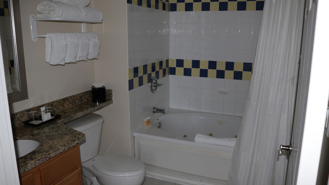 Photo of Bathroom in Paradise Island