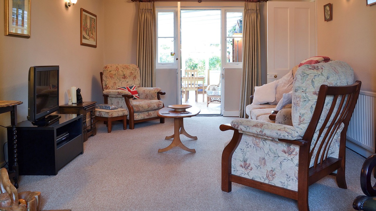 Photo of Bedroom in Offord Cluny