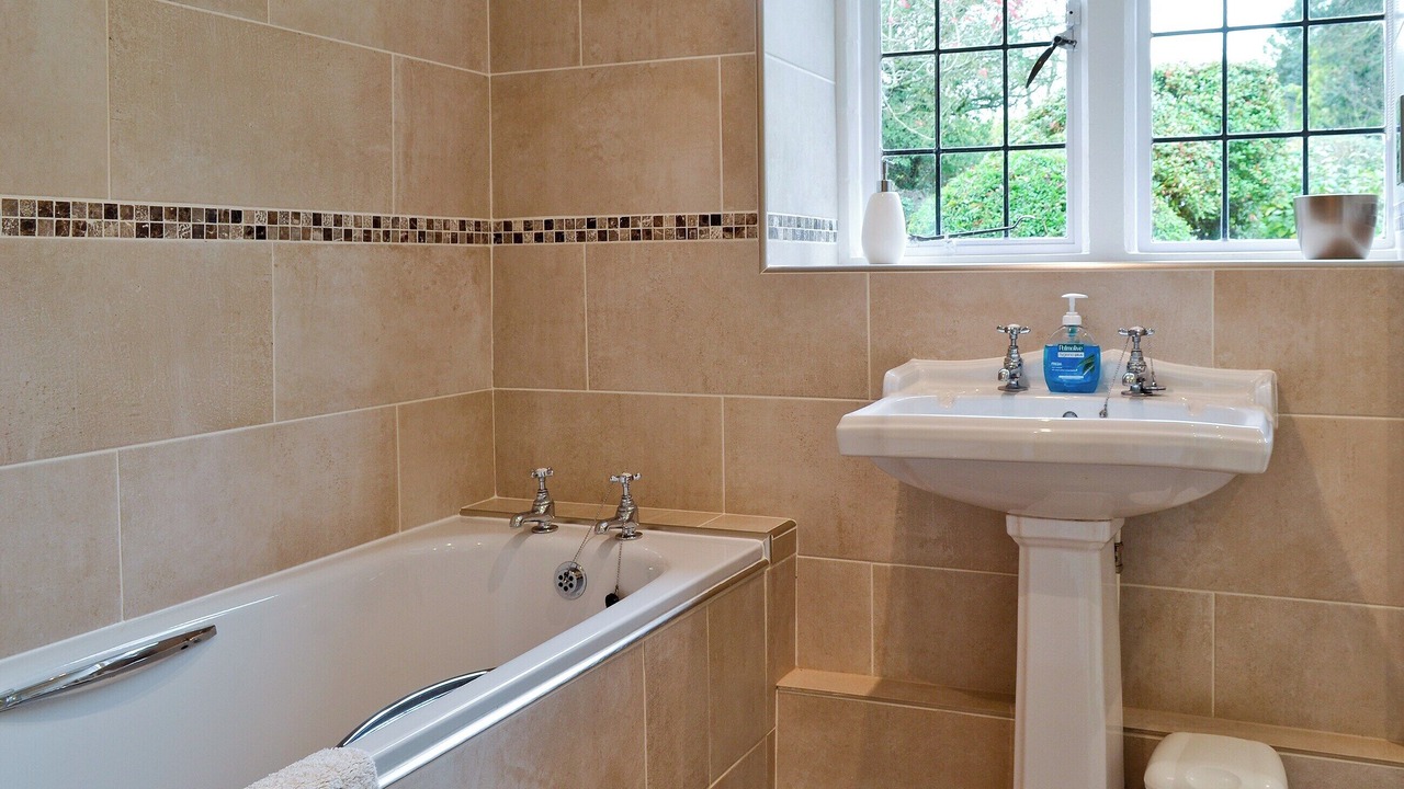 Photo of Bathroom in Bourton