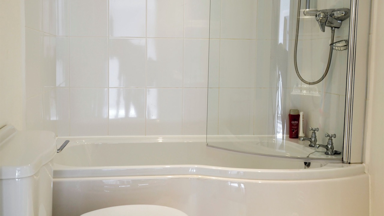Photo of Bathroom in Starbotton