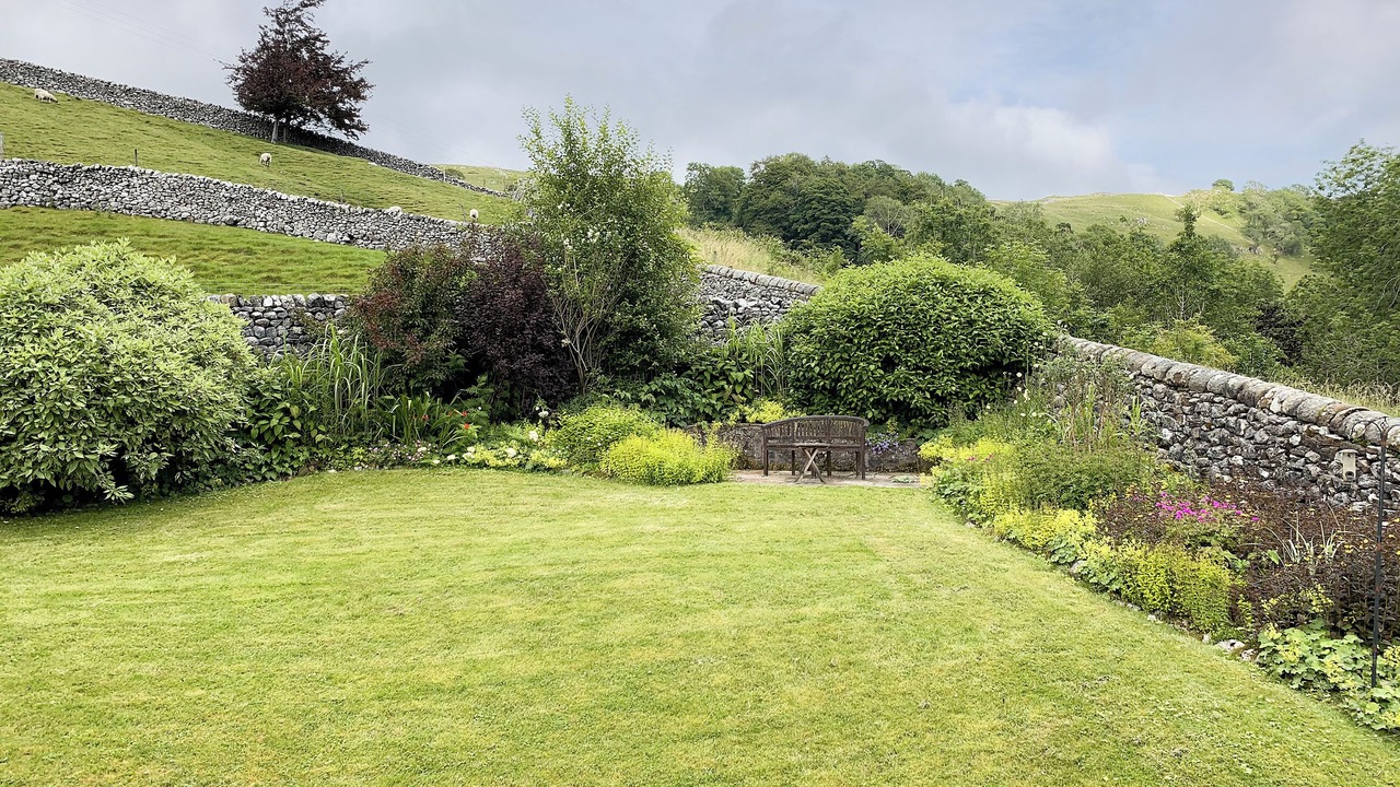 Photo of Outdoor in Starbotton