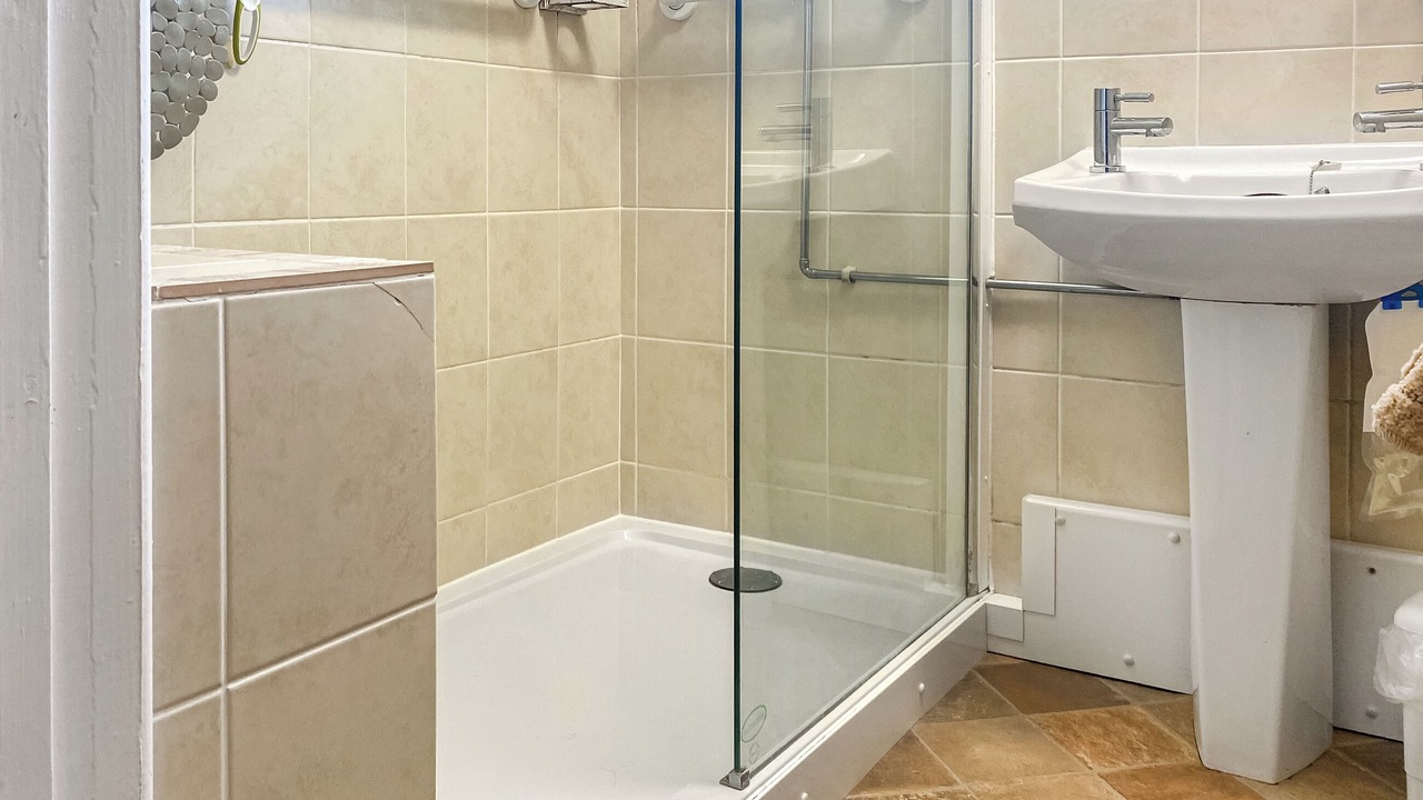 Photo of Bathroom in Saint Erth Praze