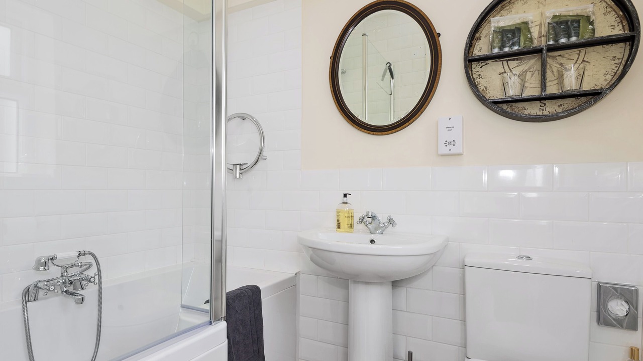 Photo of Bathroom in Twywell