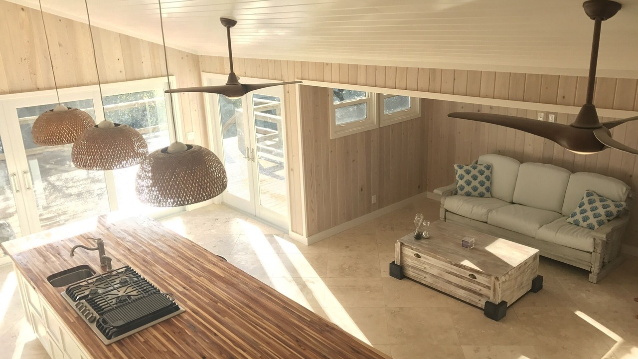 Photo of Livingroom in Hope Town