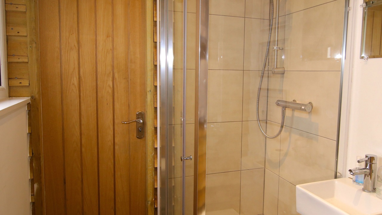 Photo of Bathroom in Berkhamsted