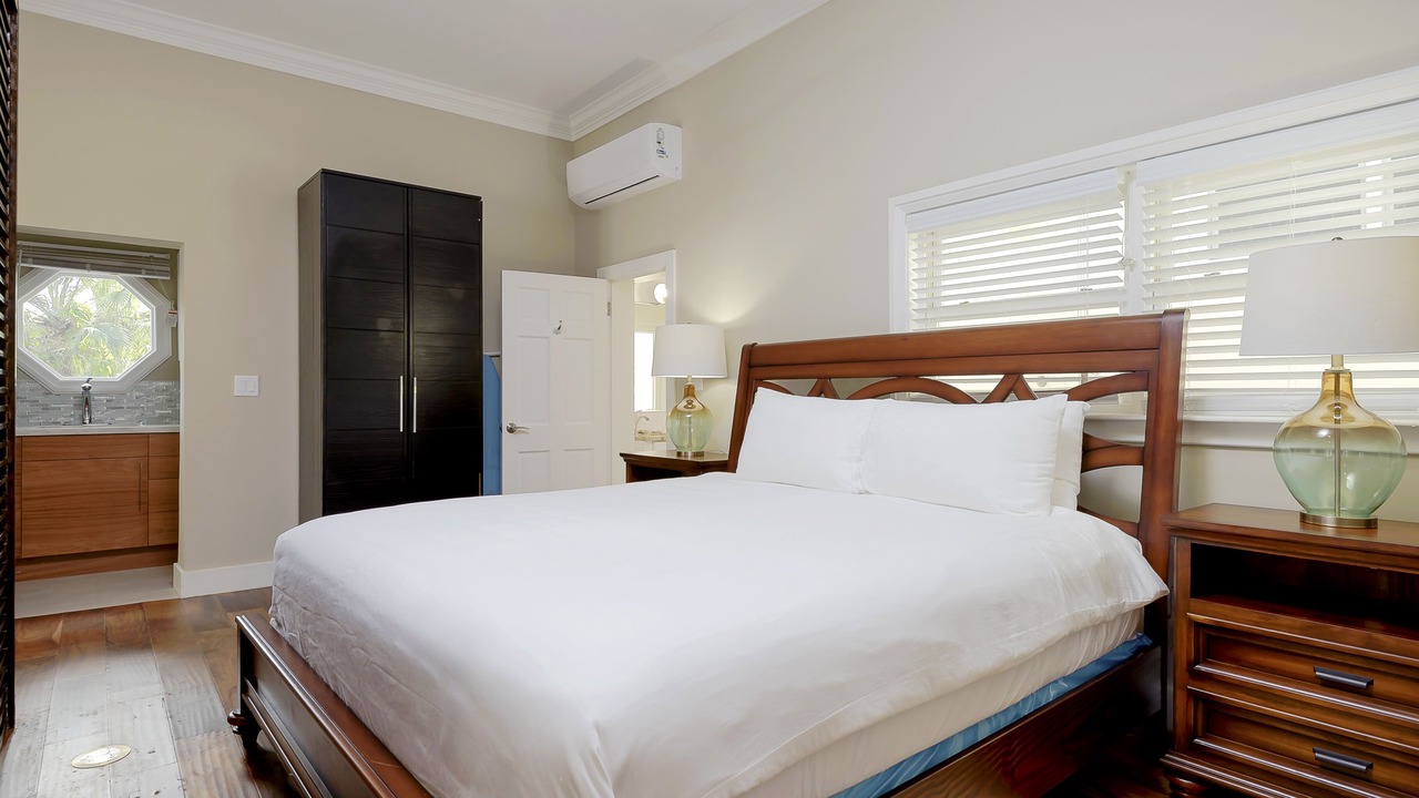 Photo of Bedroom in Nassau