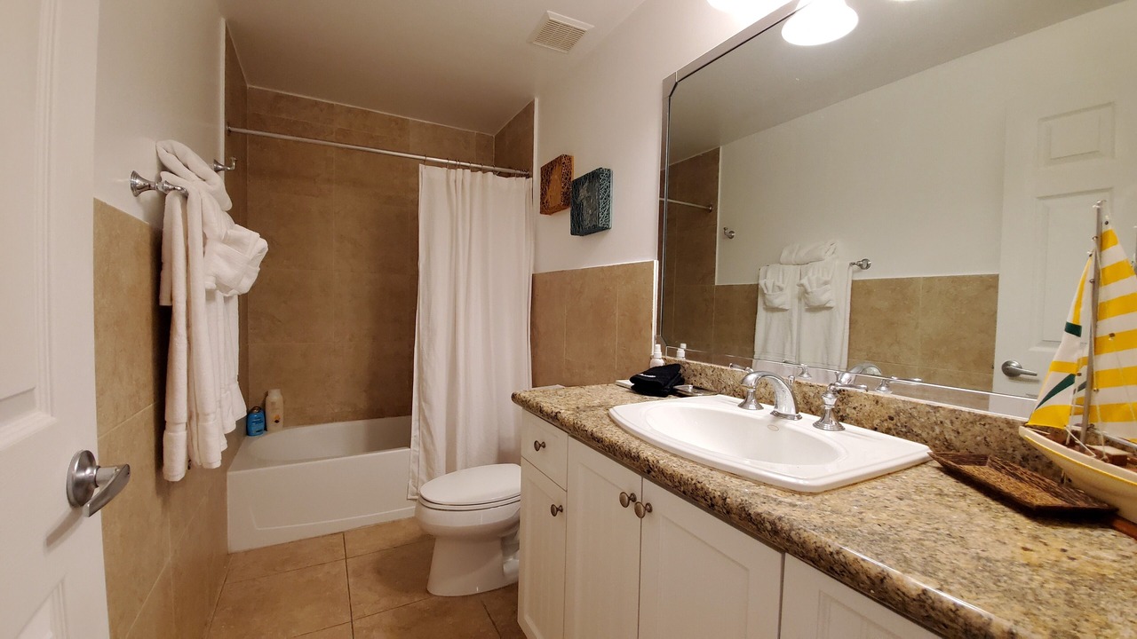 Photo of Bathroom in Alice Town