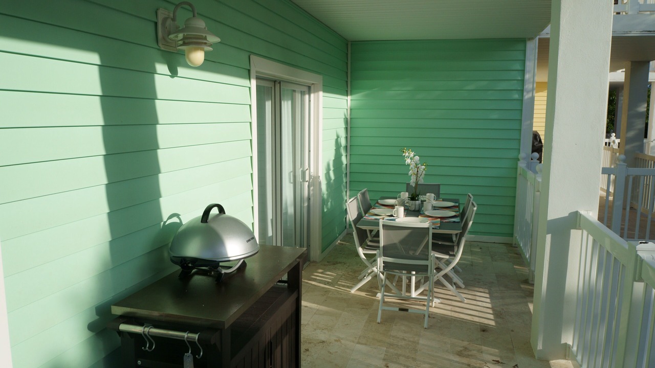 Photo of Outdoor in Alice Town