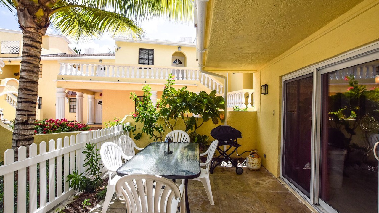 Photo of Outdoor in Paradise Island