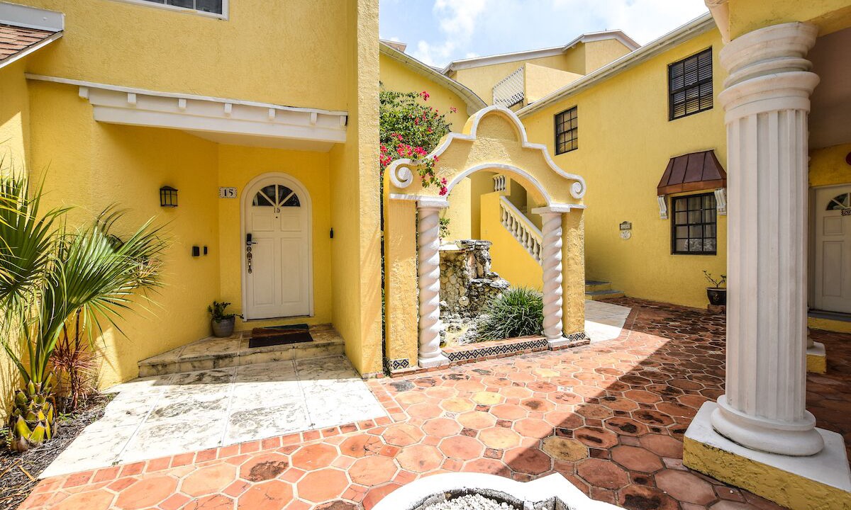 Photo of Outdoor in Paradise Island