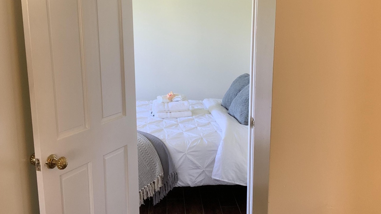 Photo of Bedroom in Bahamia West