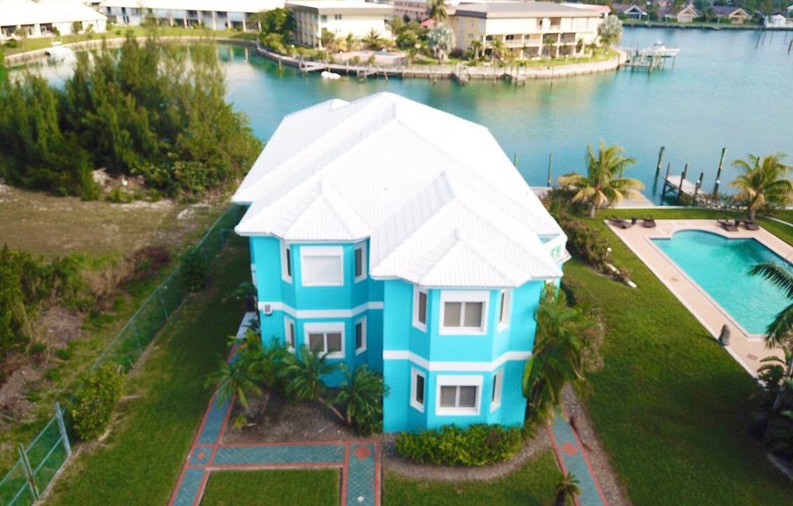 Photo of Outdoor in Bahamia West