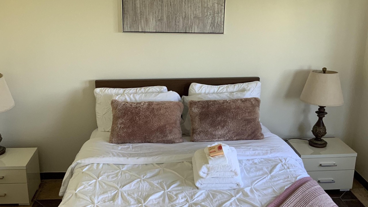 Photo of Bedroom in Bahamia West