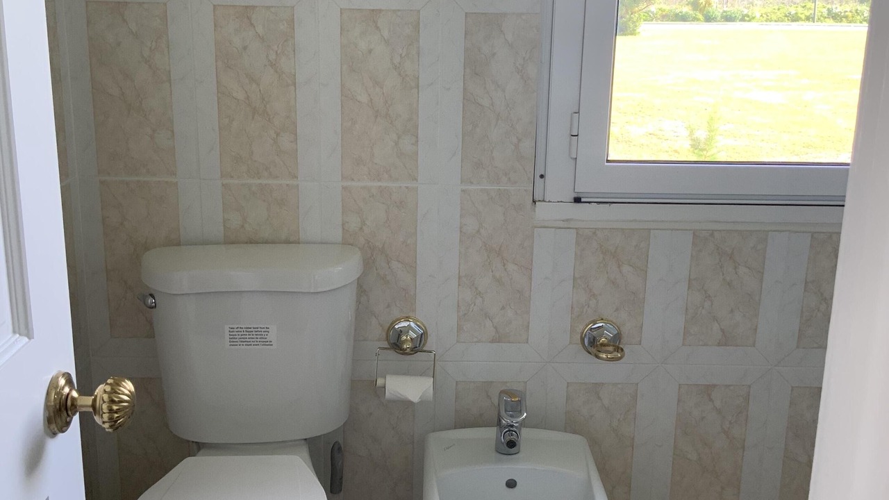 Photo of Bathroom in Bahamia West