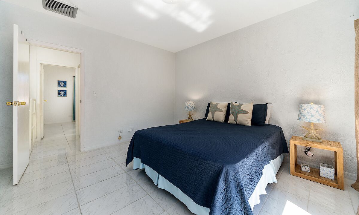 Photo of Bedroom in Paradise Island