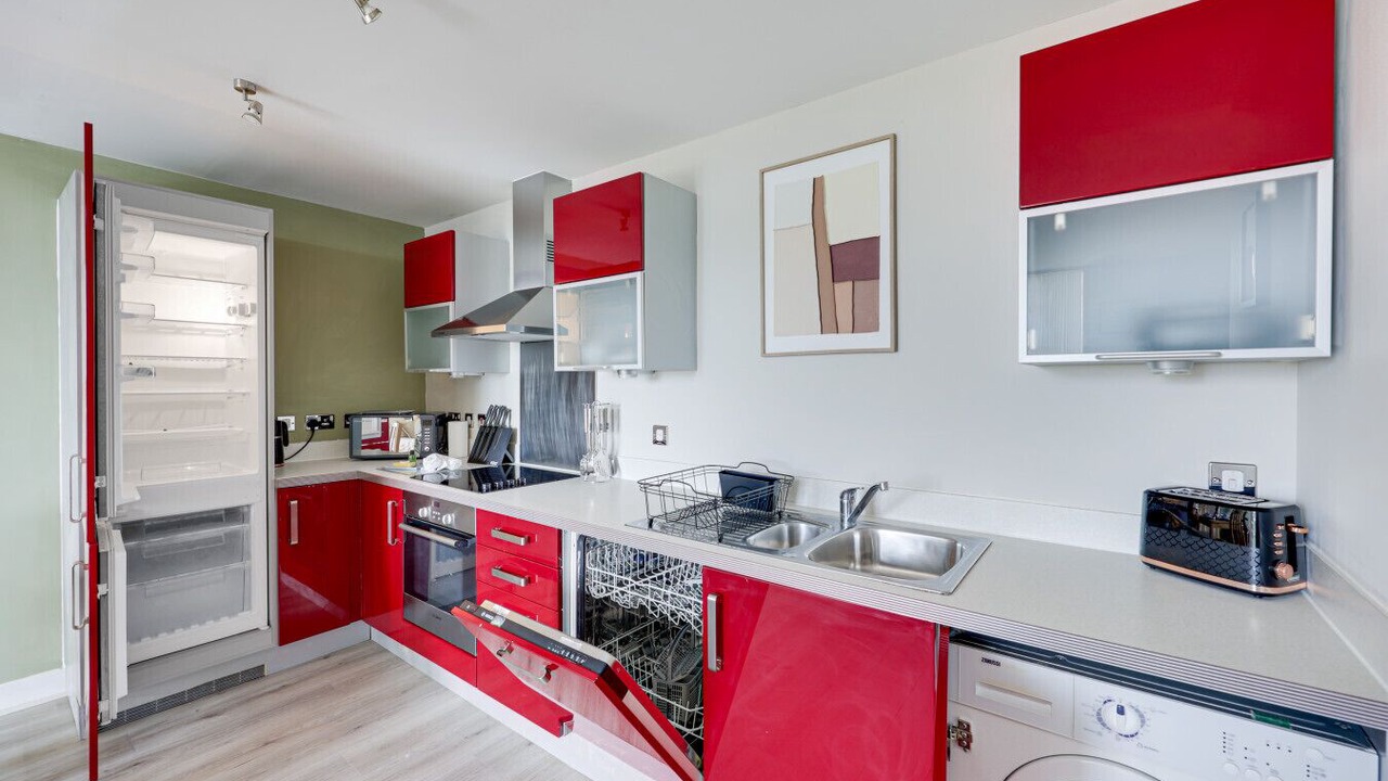 Photo of Kitchen in Central Milton Keynes