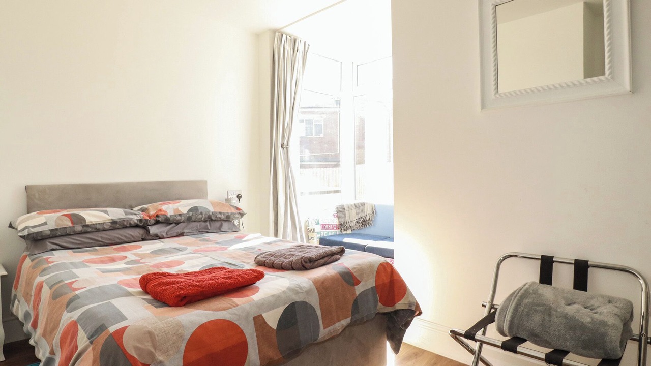 Photo of Bedroom in Newquay City Centre